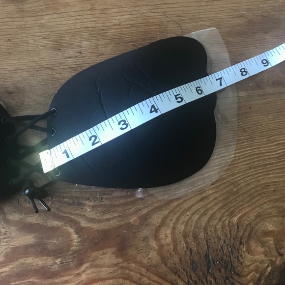 Strapless backless adhesive bra - Picture 6 of 7